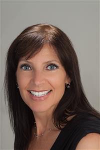 Marcigliano, Adrienne